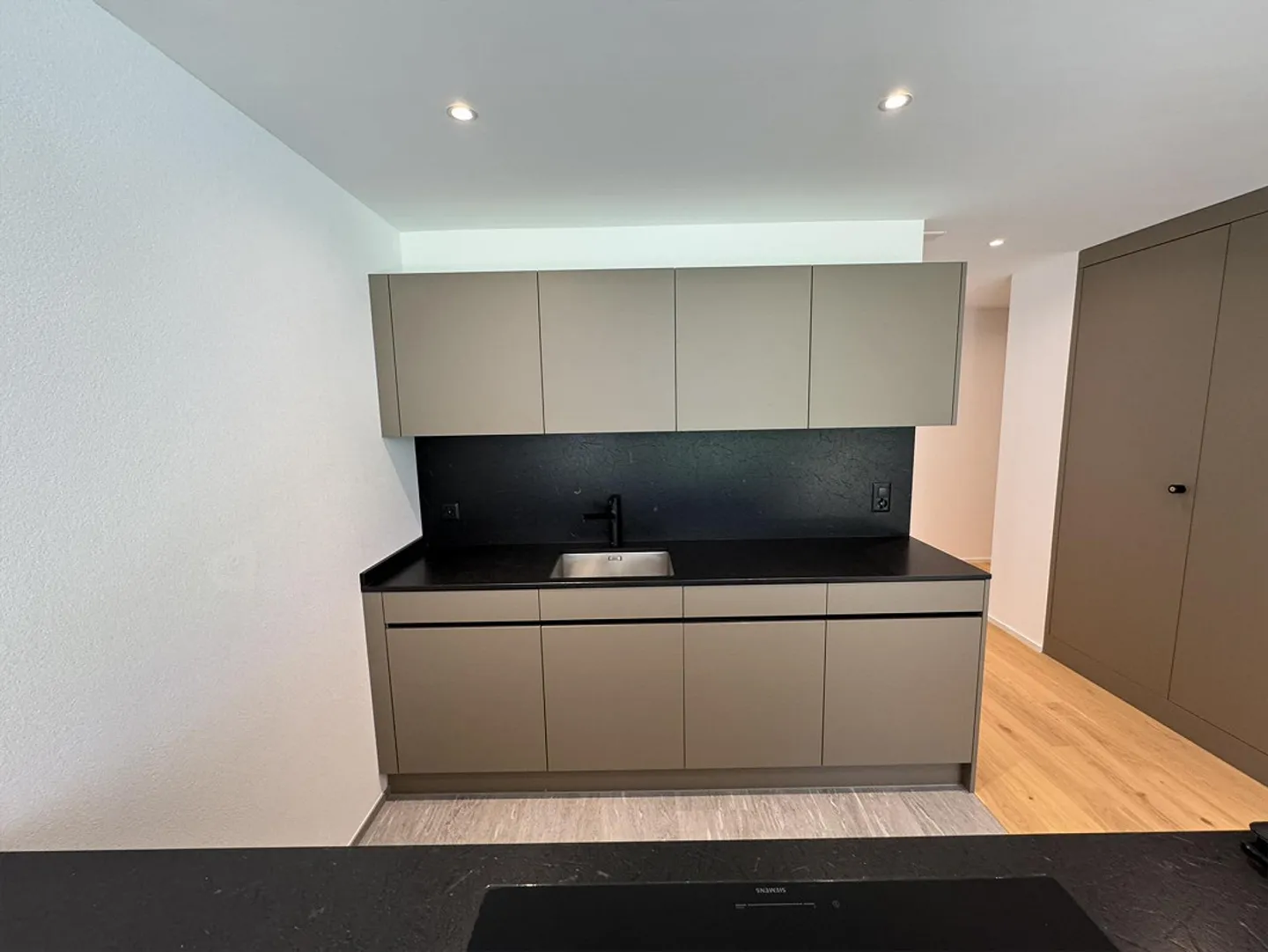 Neubau / 4.5-Zi.-Wohnung Erdgeschoss - Foto 12 von 17