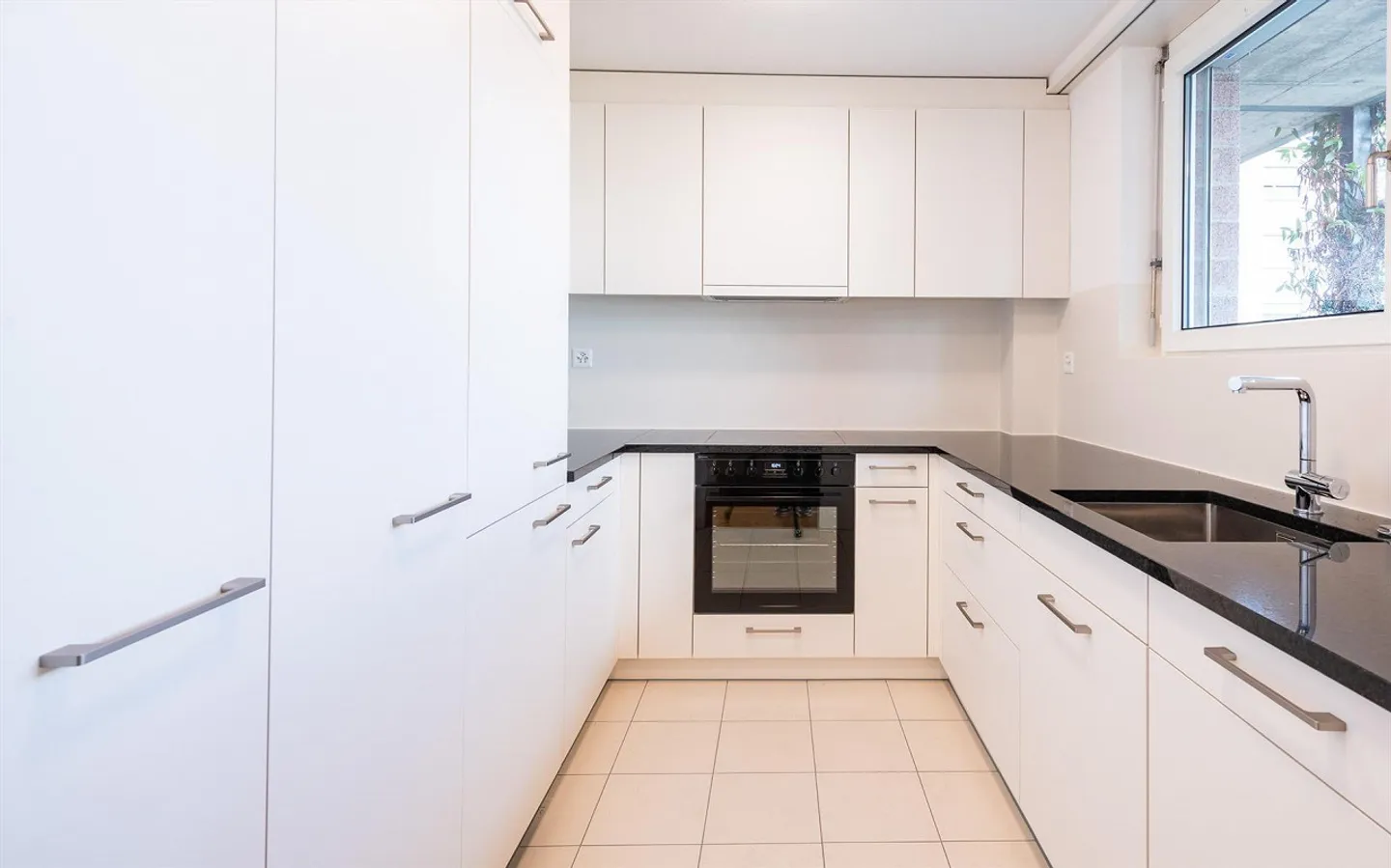 Appartamento attraente di 3,5 stanze nel bel Neunkirch! - Foto 2 di 11