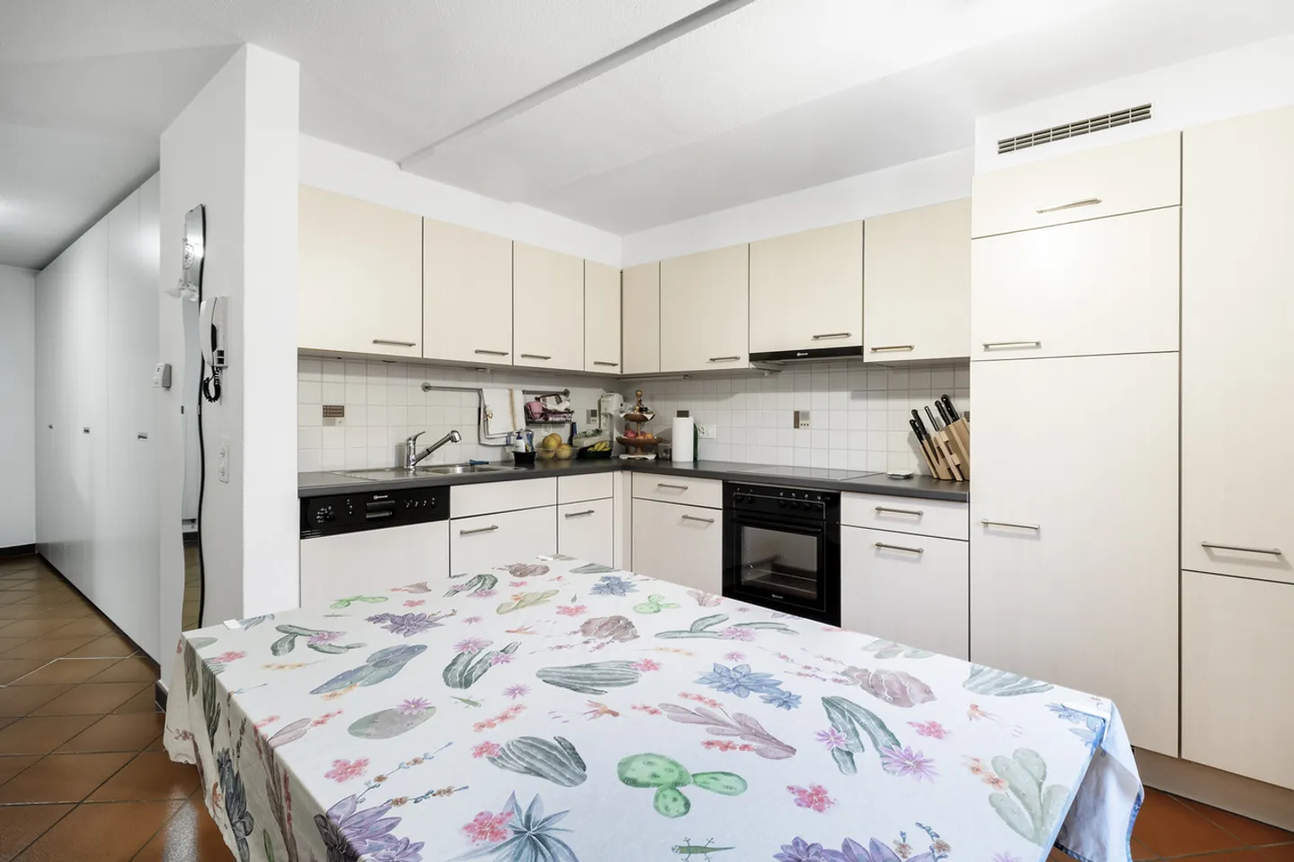 Kernhaus mit zwei Wohnungen - Foto 6 von 10