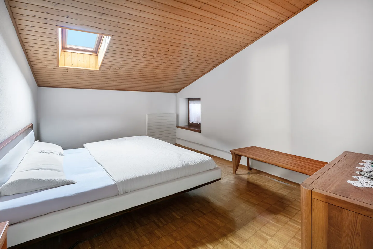 Kernhaus mit zwei Wohnungen - Foto 8 von 10