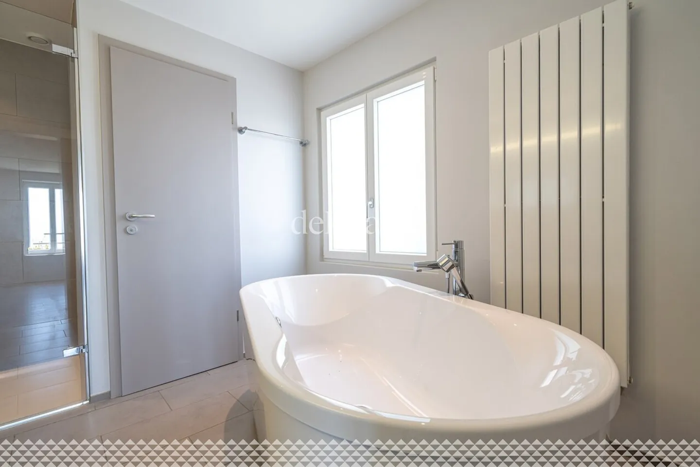 Villa individuell komplett renoviert, mit atemberaubendem Blick! - Foto 7 von 13