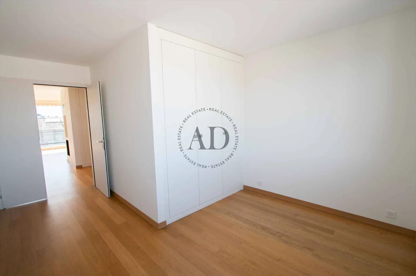 Lumineux appartement au coeur de Champel - Photo 3 sur 5