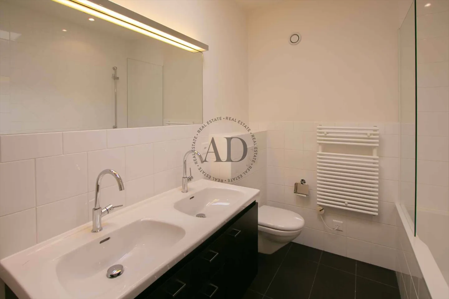 Lumineux appartement au coeur de Champel - Photo 4 sur 5