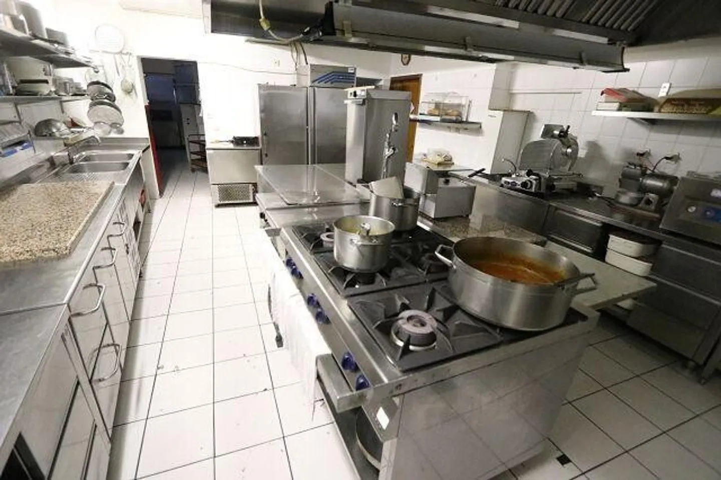 Hotel mit grossem Saal - Foto 12 von 13