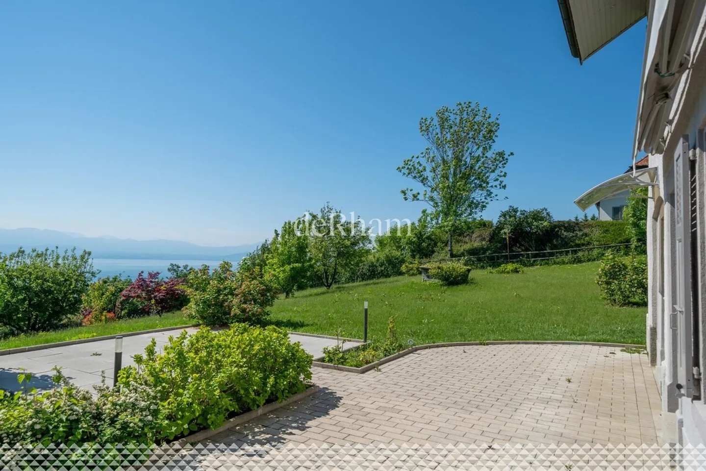 Villa individuell komplett renoviert, mit atemberaubendem Blick! - Foto 10 von 13