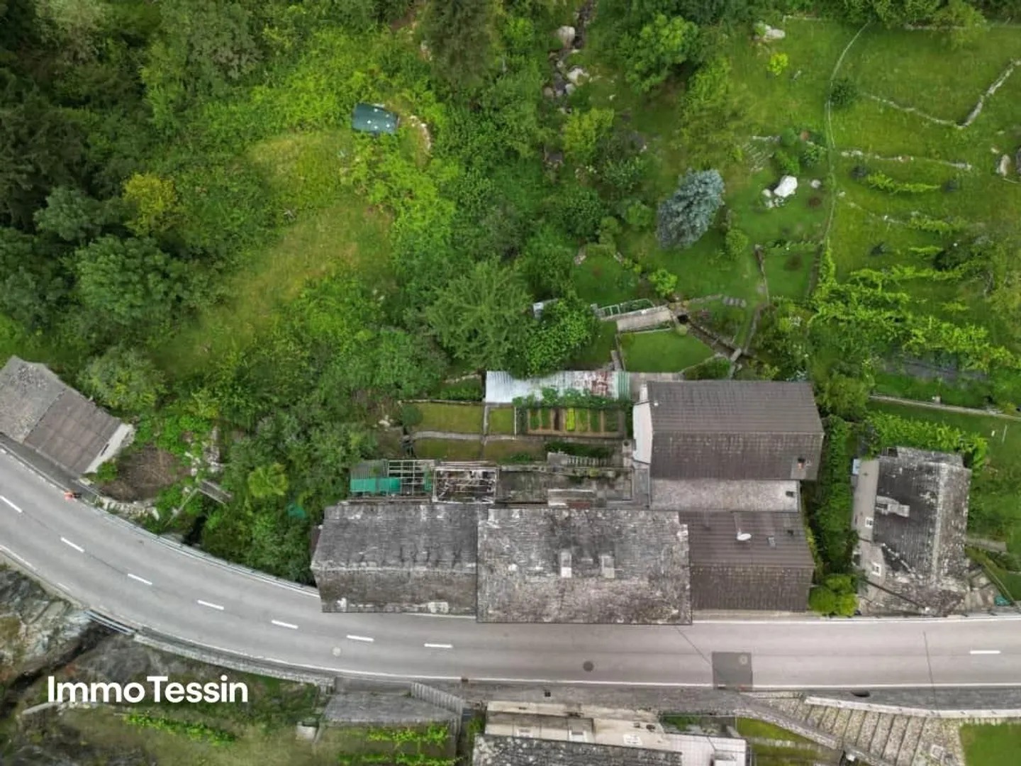 Unique property at Verzasca reservoir with huge potential... - Photo 8 of 13