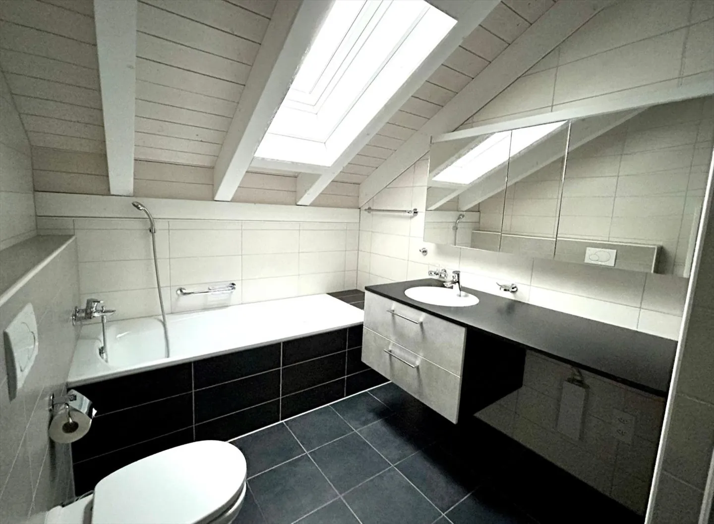 3.5 Room Apartment - Photo 12 of 18