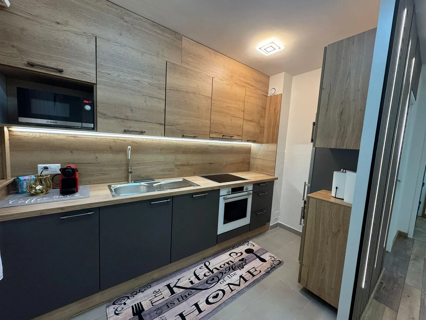 Apartment for rent - Photo 2 of 5