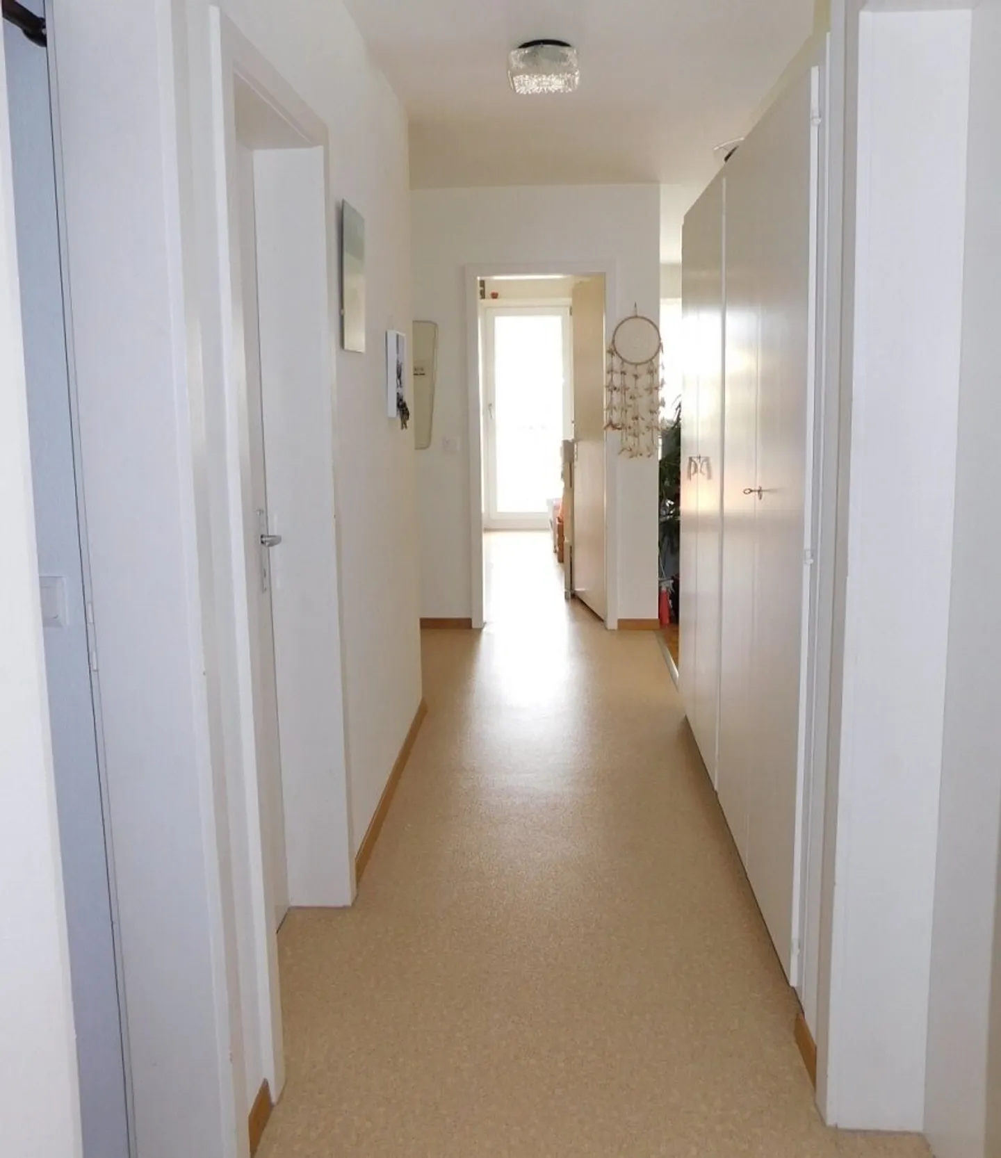 Appartement à louer - Photo 3 sur 9