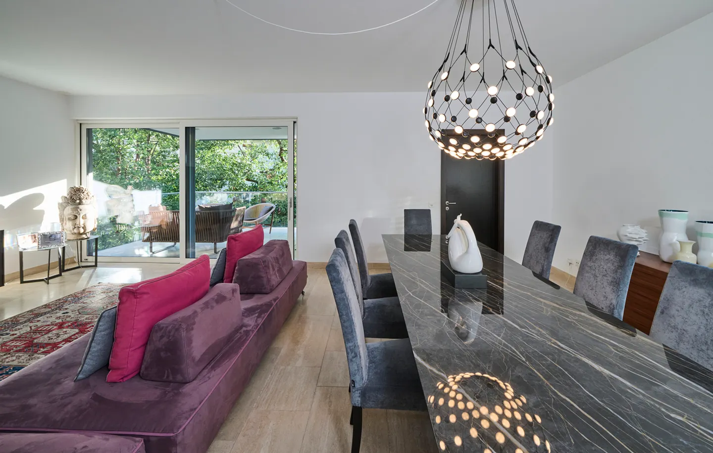 IN A PRESTIGIOUS CONDOMINIUM JUST STEPS FROM THE CENTER - Photo 4 of 13