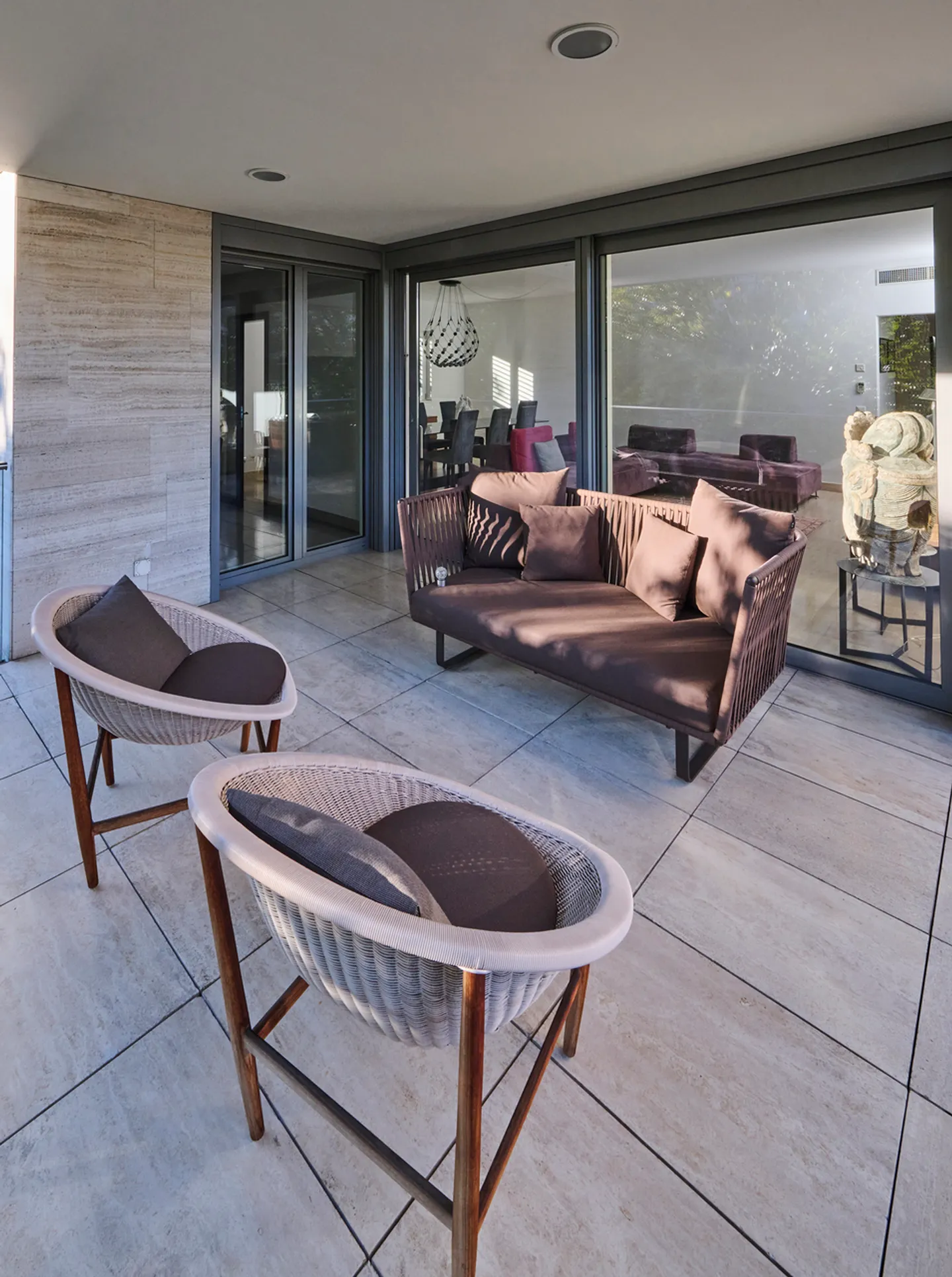 IN A PRESTIGIOUS CONDOMINIUM JUST STEPS FROM THE CENTER - Photo 6 of 13
