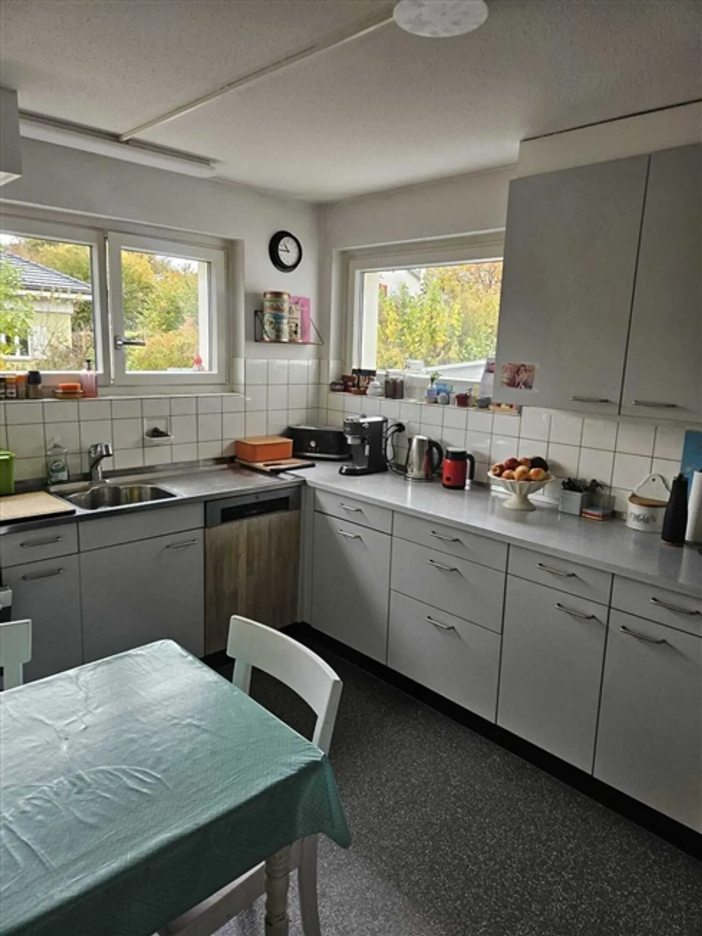 «CASA DI 5 CAMERE A WABERN (BE), ARREDATA, TEMPORANEA» - Foto 3 di 9