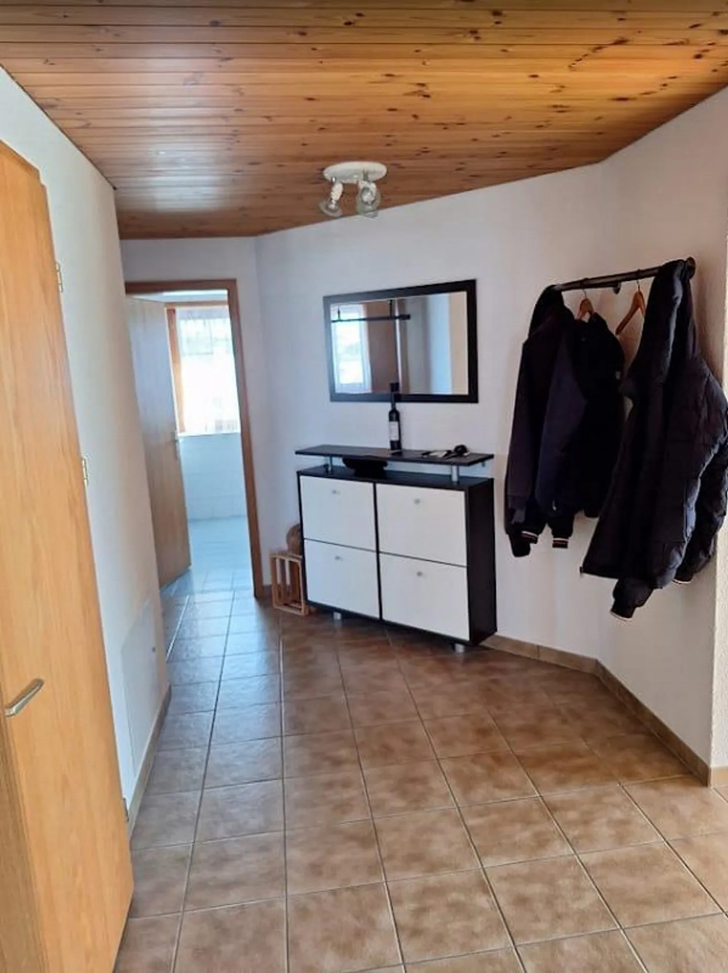 Appartamento luminoso 3 1/2 locali a Montlingen - Foto 5 di 8