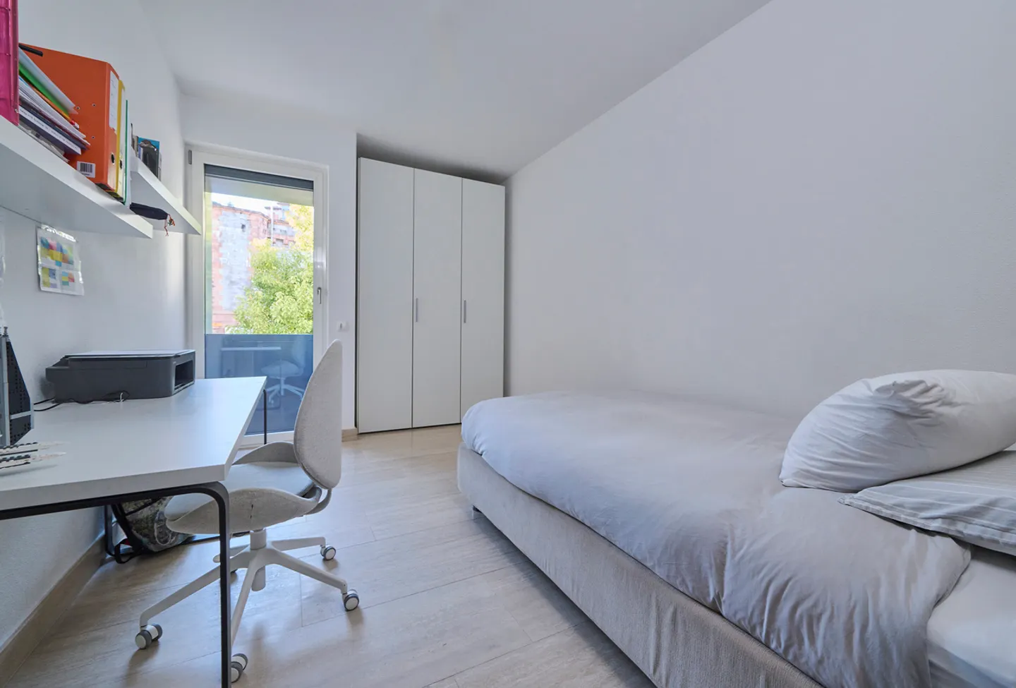 IN A PRESTIGIOUS CONDOMINIUM JUST STEPS FROM THE CENTER - Photo 8 of 13
