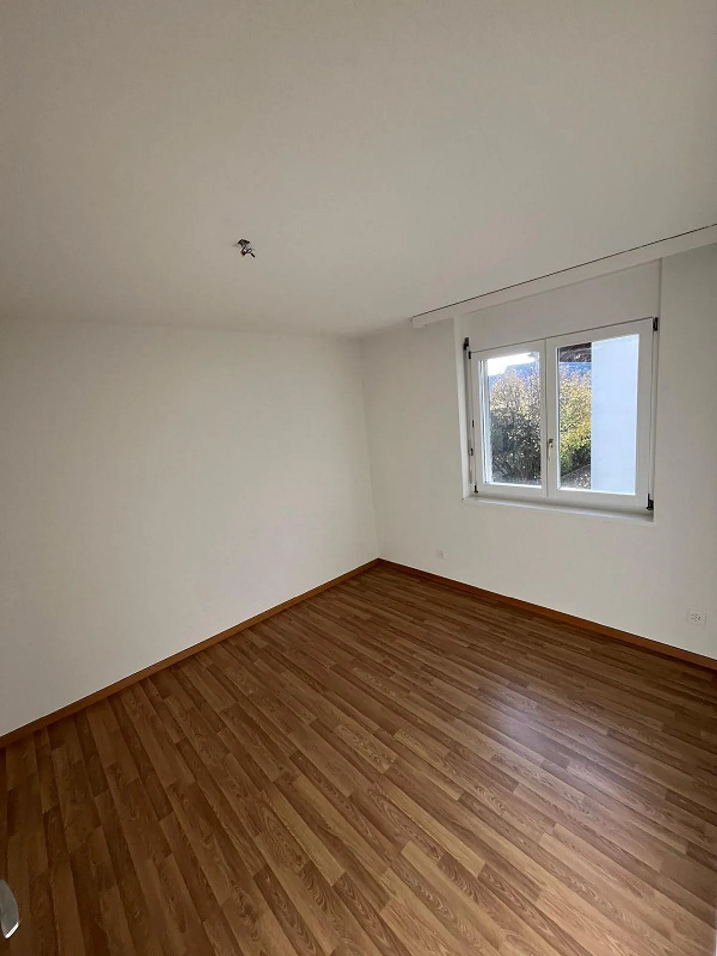 Belle appartement de 3,5 pièces au 1er étage dans une maison de 4 familles - Photo 9 sur 10