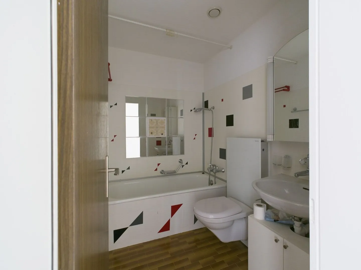 Charmante Wohnung im Dorfkern - Foto 2 von 9