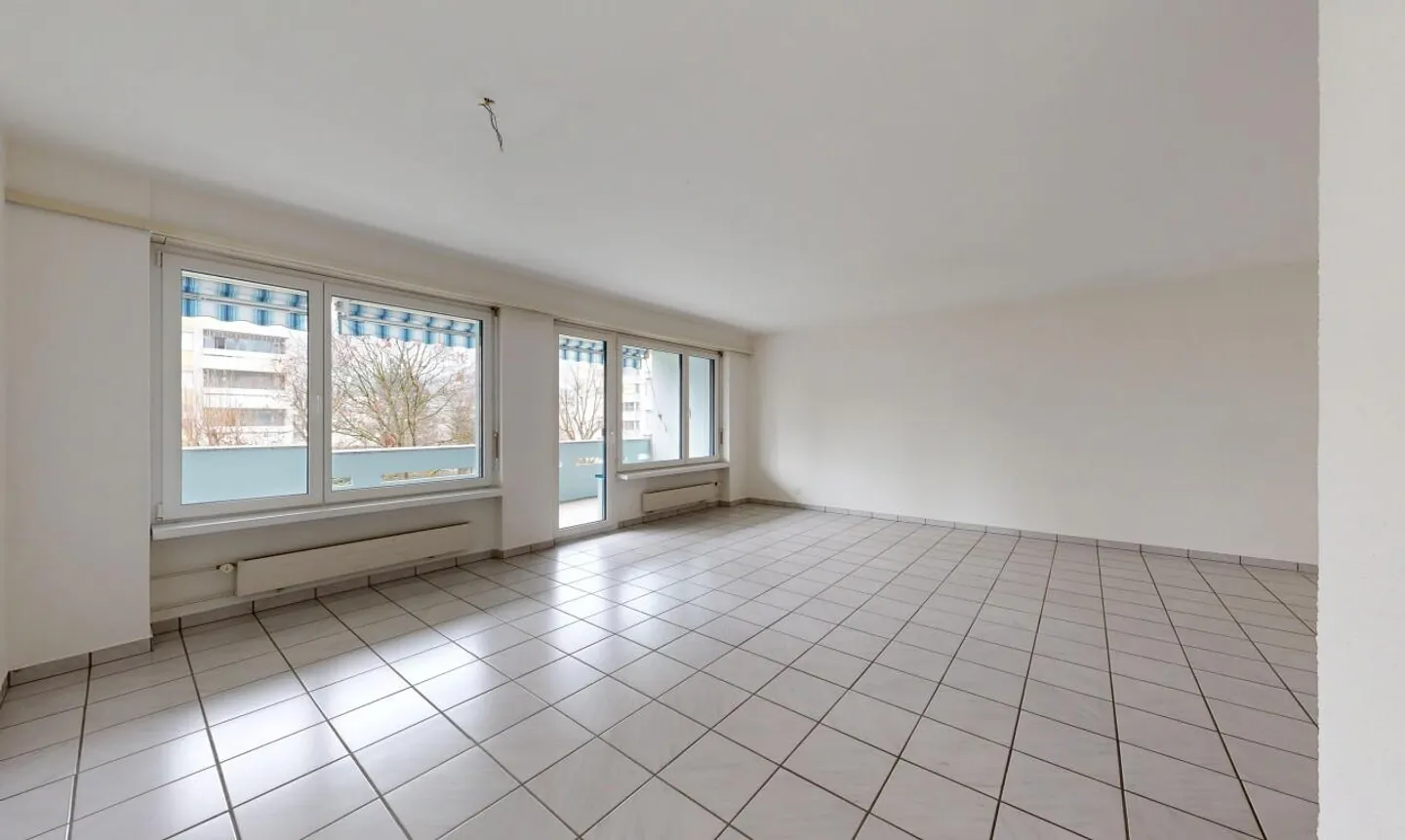 Hell, spacious and energy-efficient: 4.5-room apartment with elevator - Photo 7 of 11