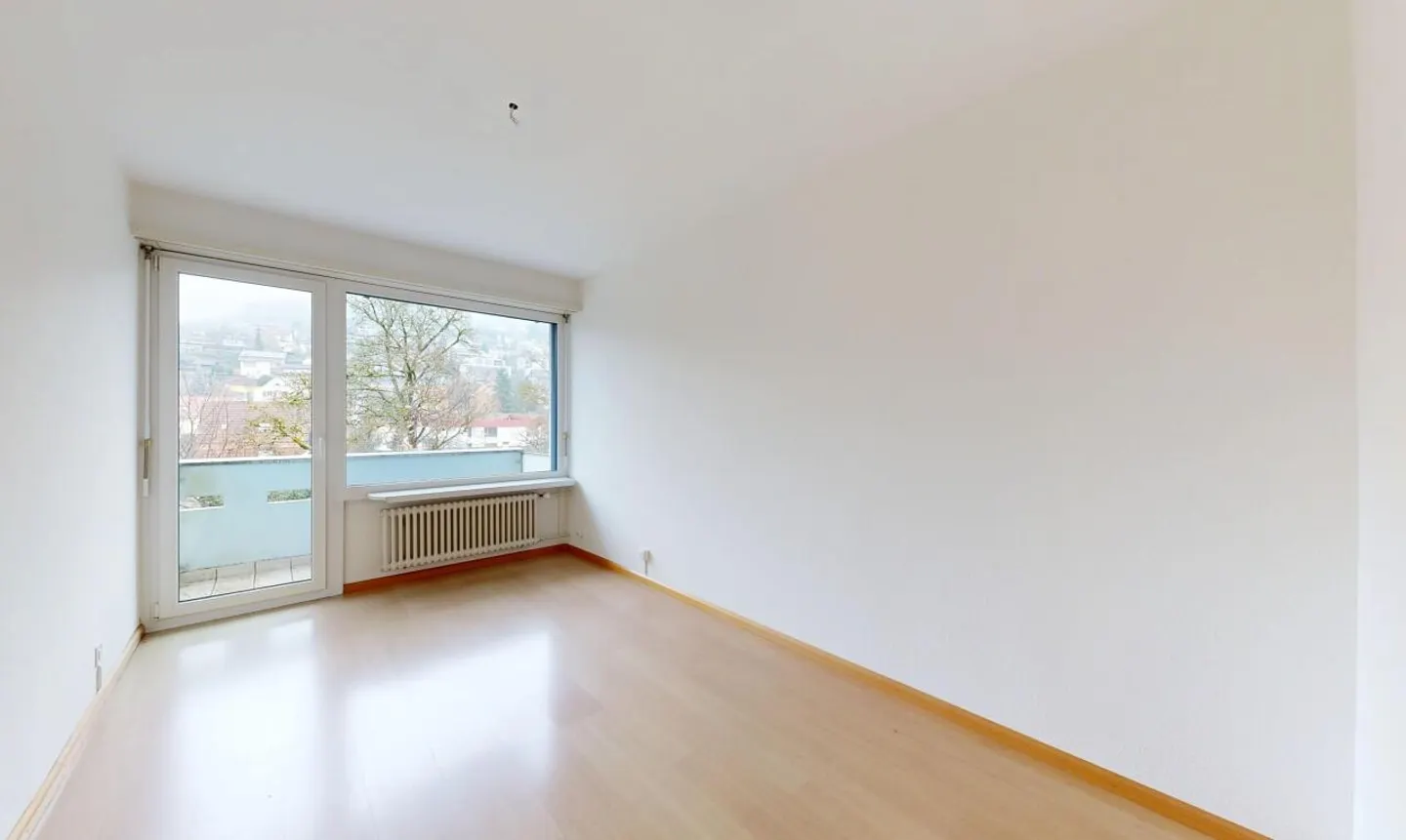 Hell, spacious and energy-efficient: 4.5-room apartment with elevator - Photo 10 of 11
