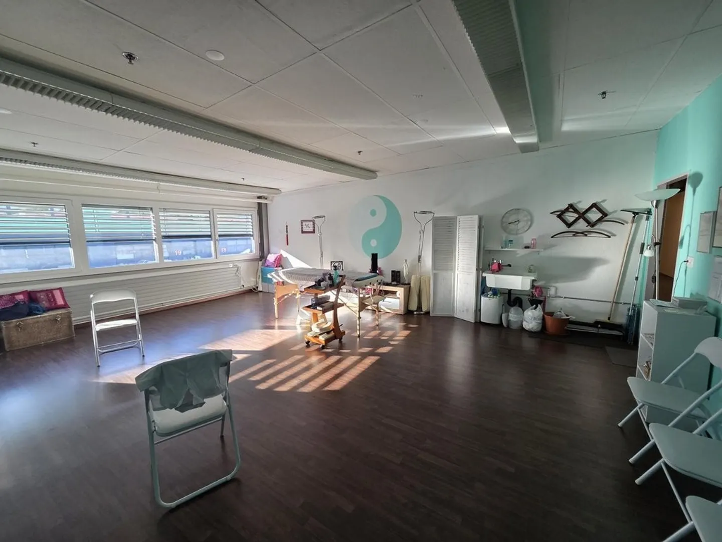 Rent a 44m² atelier in Ecublens - Photo 1 of 3