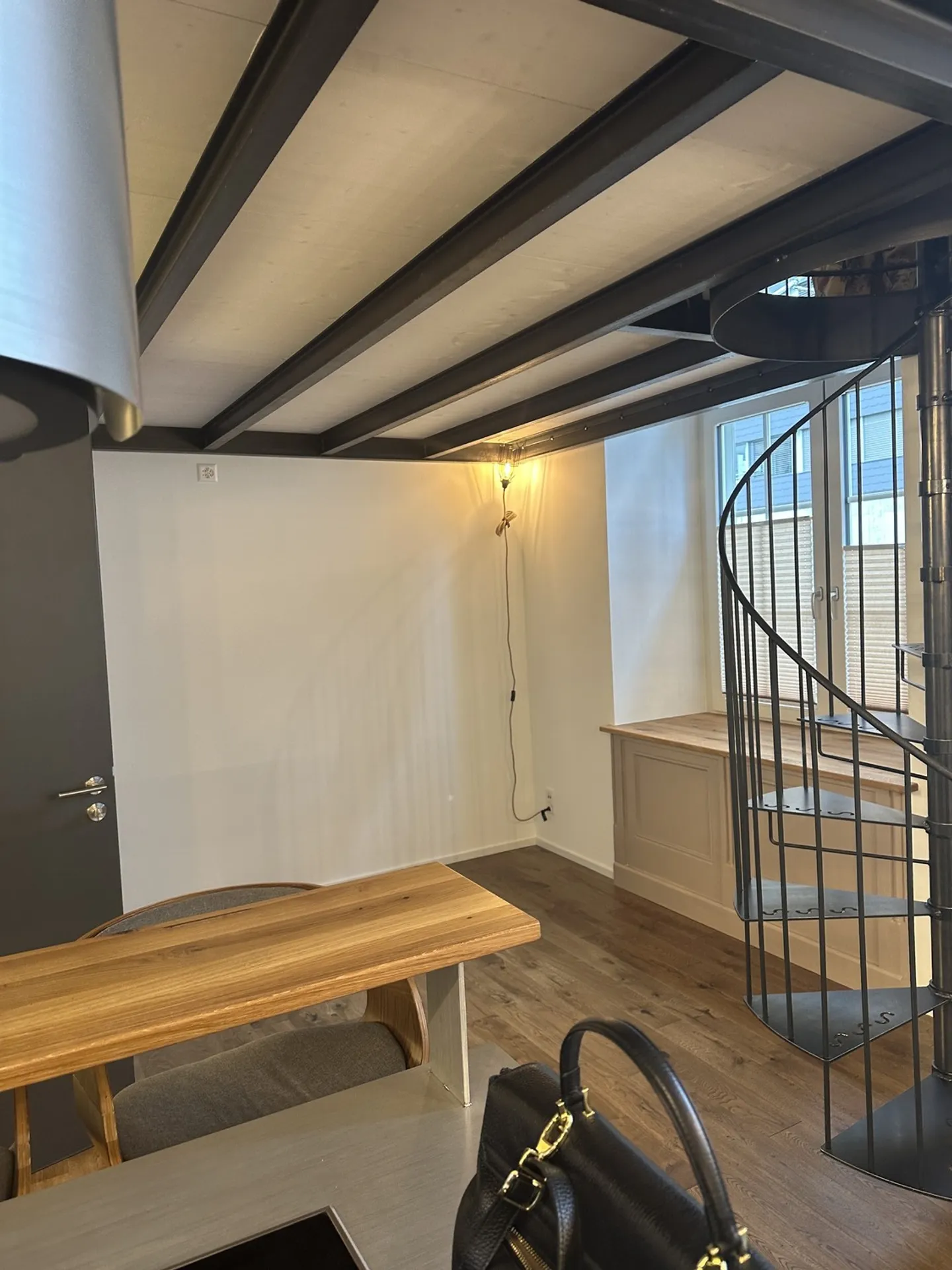 Appartamento 1 1/2 stanze a Neuhausen - Foto 3 di 5