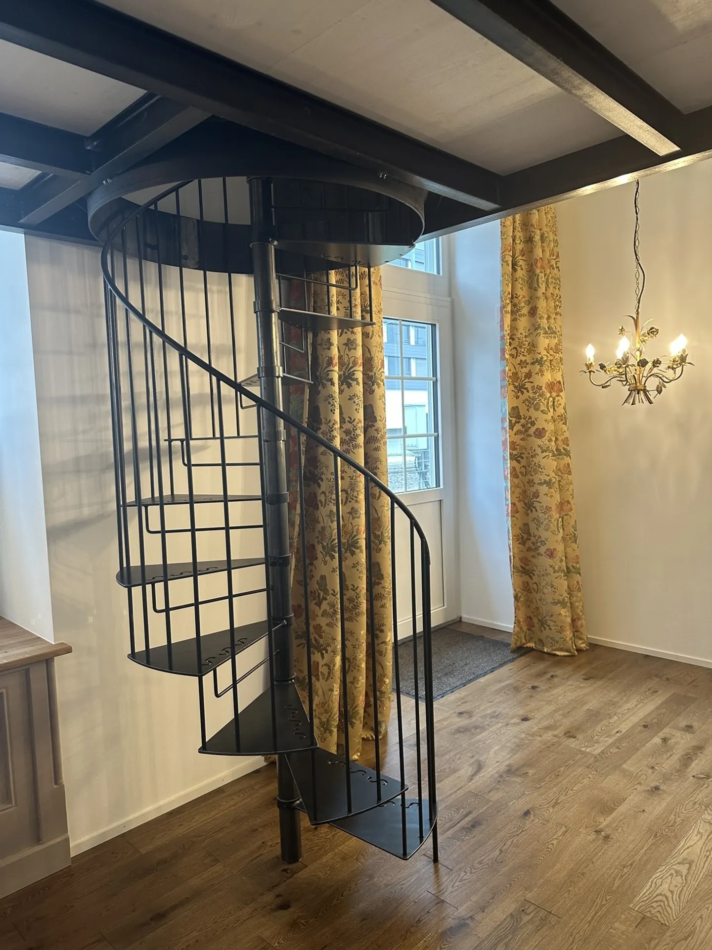 Appartamento 1 1/2 stanze a Neuhausen - Foto 1 di 5