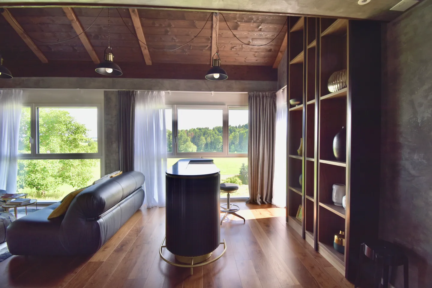 A Modern Retreat Out of Sight – Luxury House for Rent - Photo 11 of 13