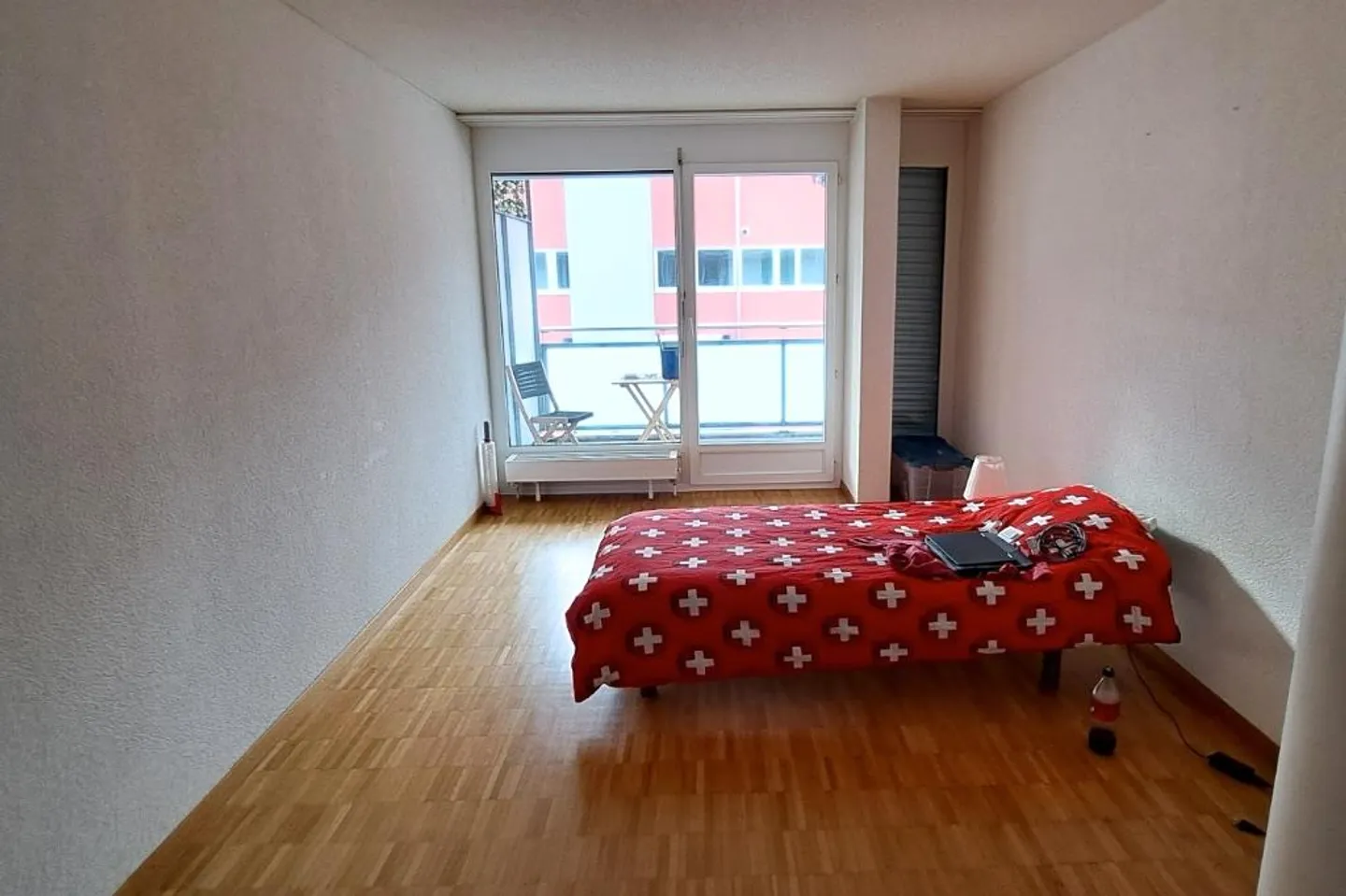 Self-occupied property or investment property - Photo 7 of 11