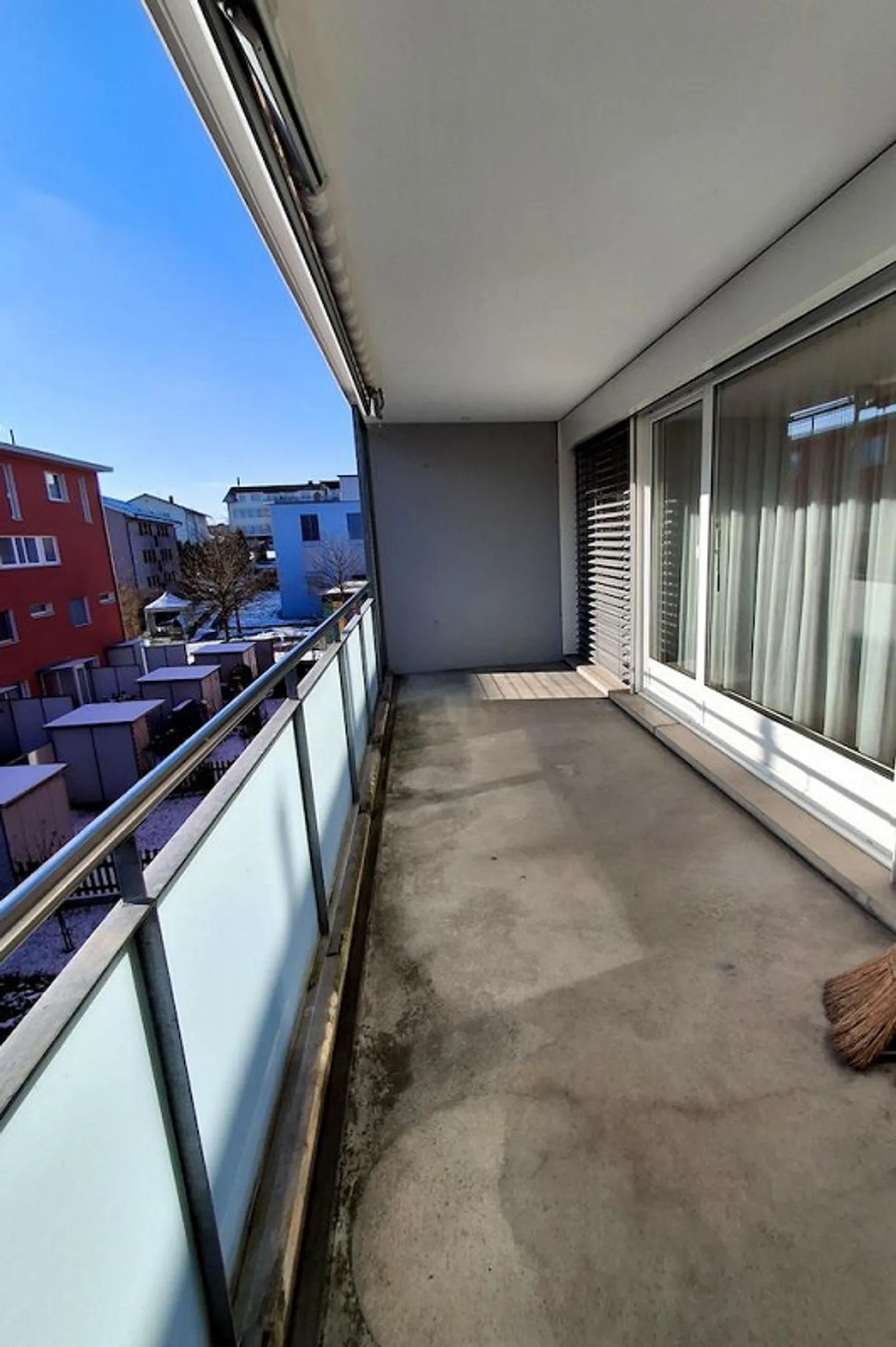 Self-occupied property or investment property - Photo 11 of 11