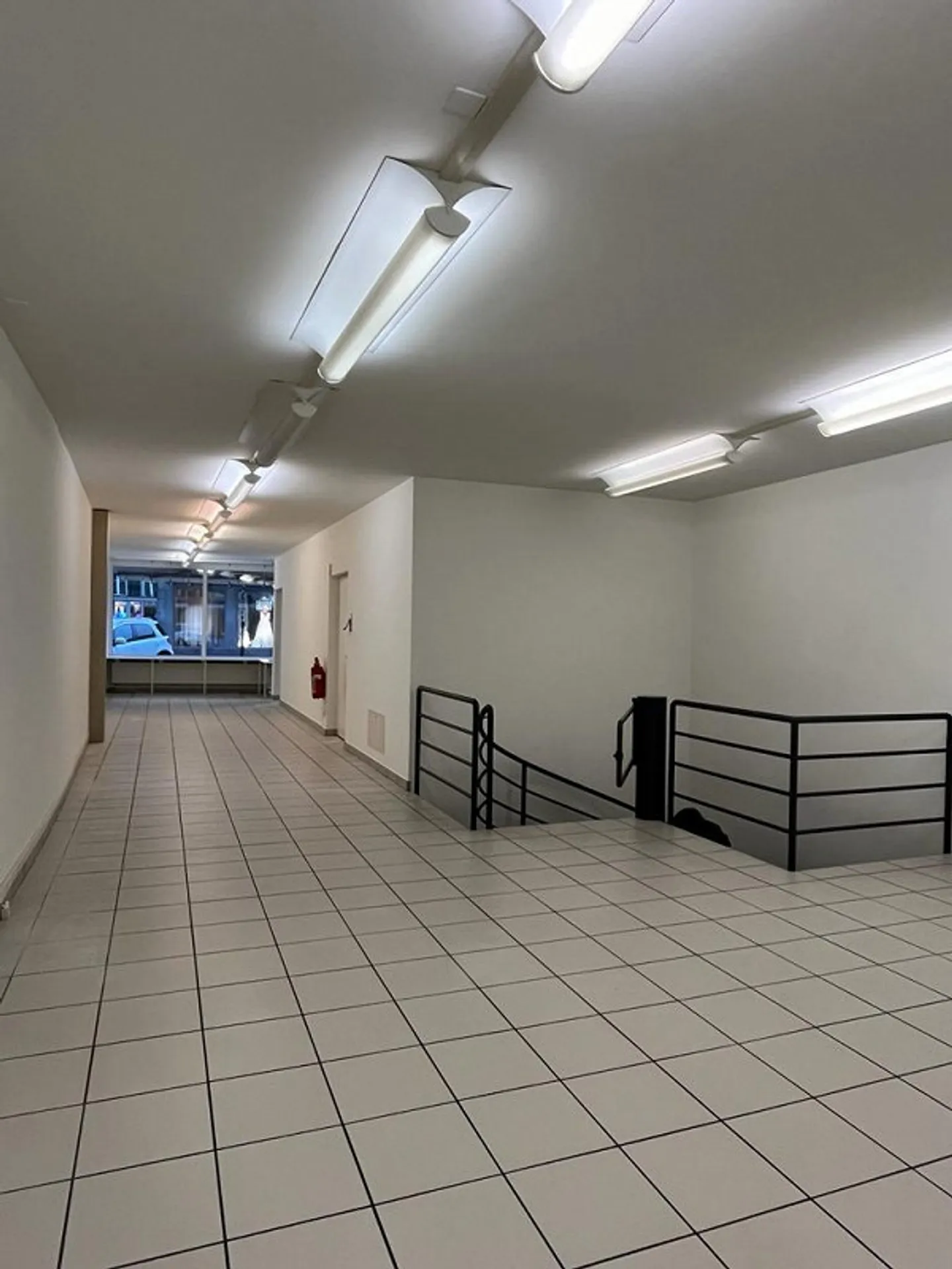 Espace de vente au centre de la ville de Thun - Photo 4 sur 8