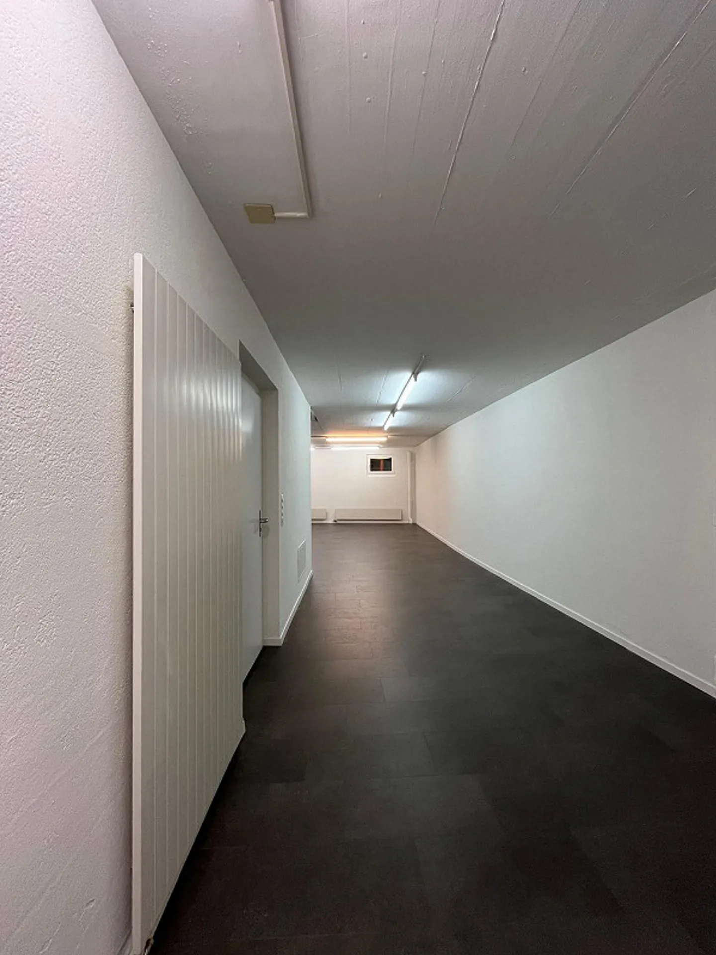 Espace de vente au centre de la ville de Thun - Photo 7 sur 8