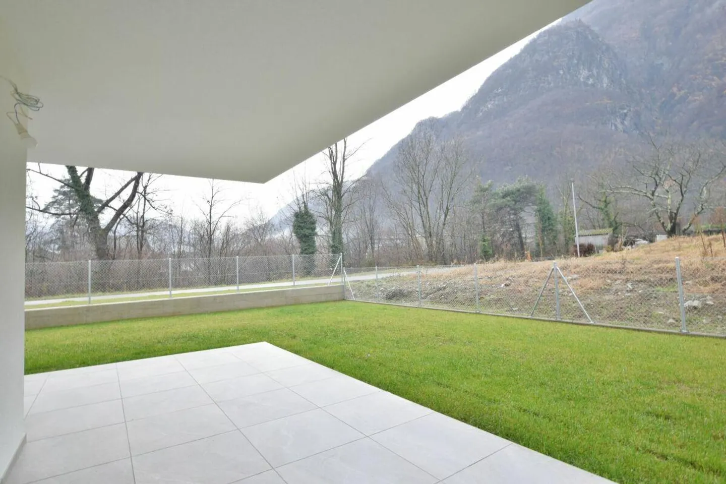 Maison unifamiliale lumineuse avec jardin privé - Photo 6 sur 10