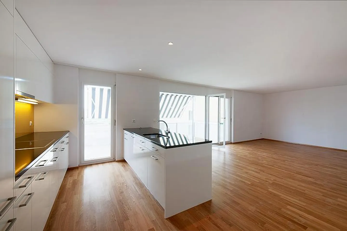 Qui sei sul lato soleggiato della vita! - Foto 2 di 6