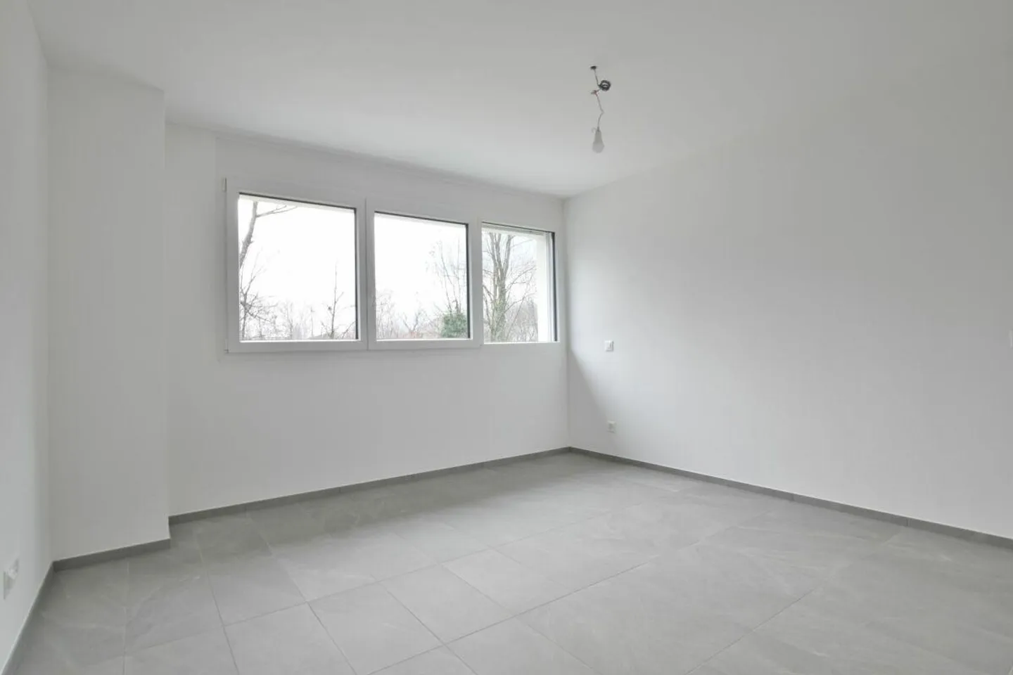 Maison unifamiliale lumineuse avec jardin privé - Photo 7 sur 10