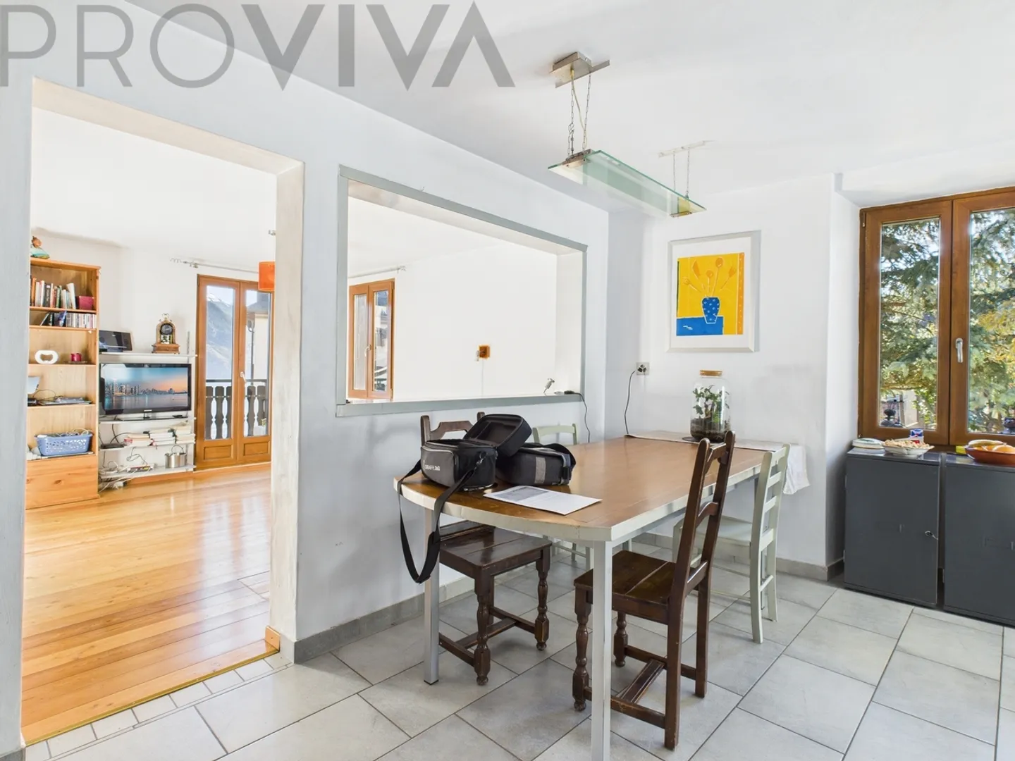 Sunny Family House with Garden and Potential in Venthone - Photo 5 of 7