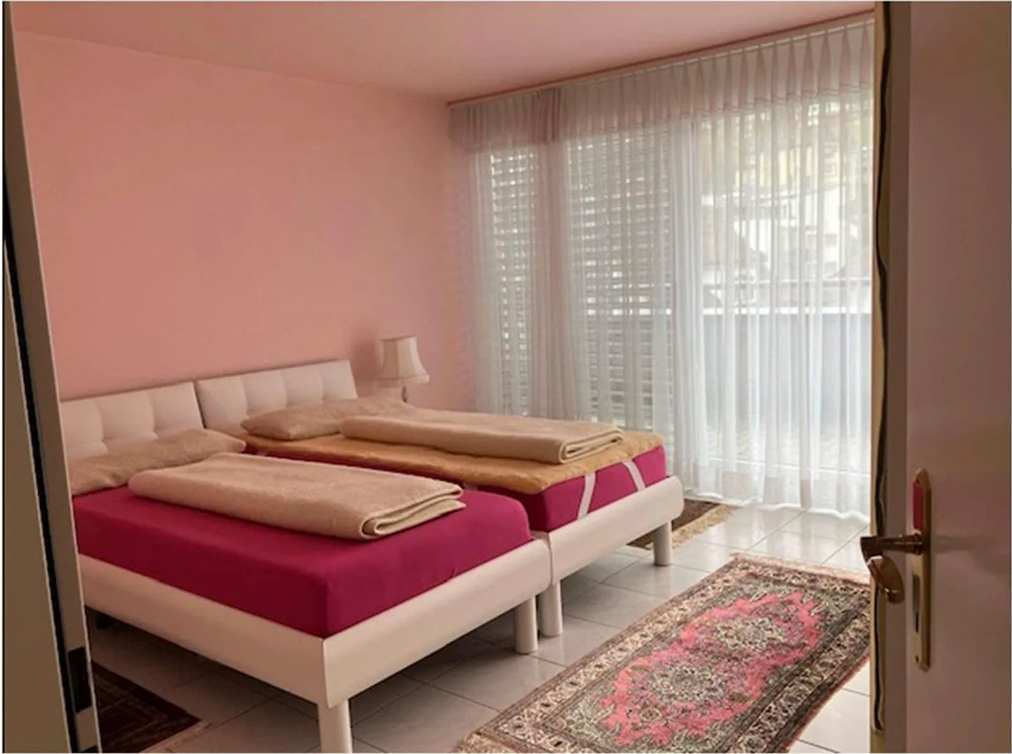 Schöne 4.5-Zimmer-Attikawohnung mit Seeblick - Foto 4 von 7