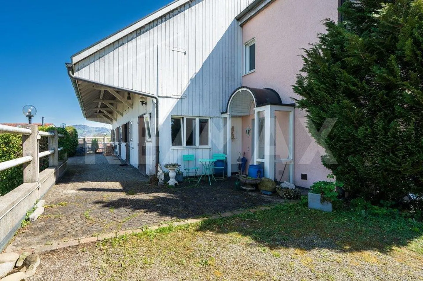 Charmantes Einfamilienhaus mit Garten - Foto 4 von 13