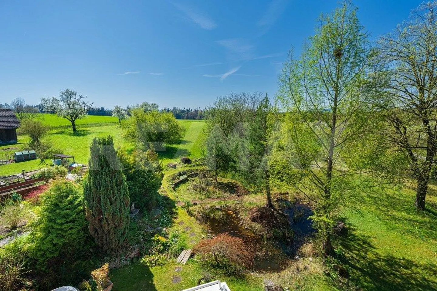 Charmantes Einfamilienhaus mit Garten - Foto 5 von 13