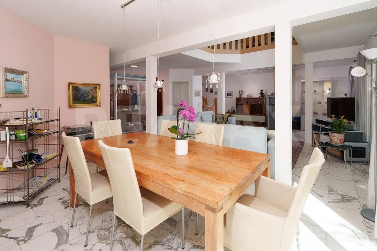 Charmantes Einfamilienhaus mit Garten - Foto 7 von 13