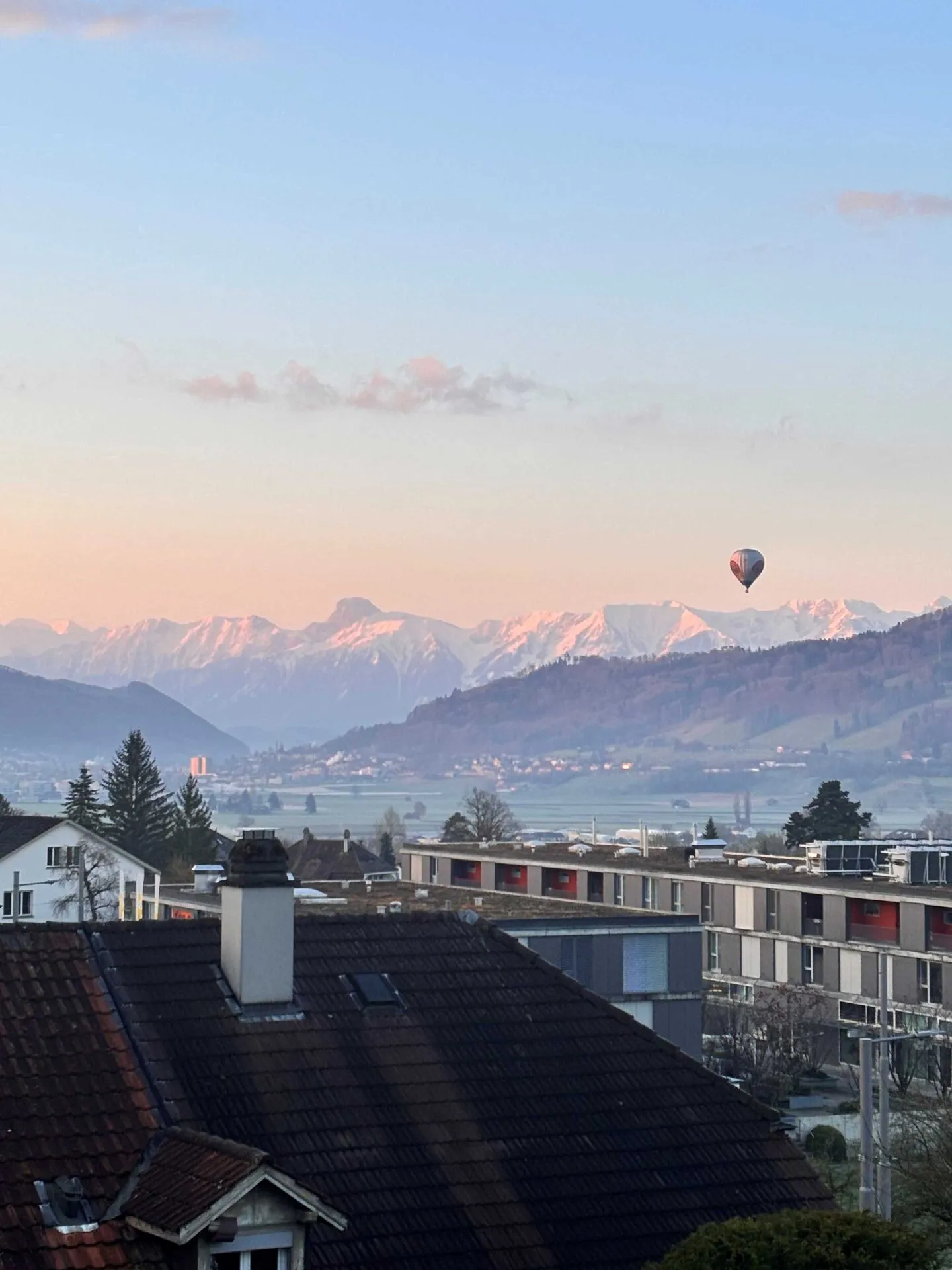 Vicino alla natura, città facilmente accessibile - attraente appartamento di 3,5 stanze - Foto 1 di 11