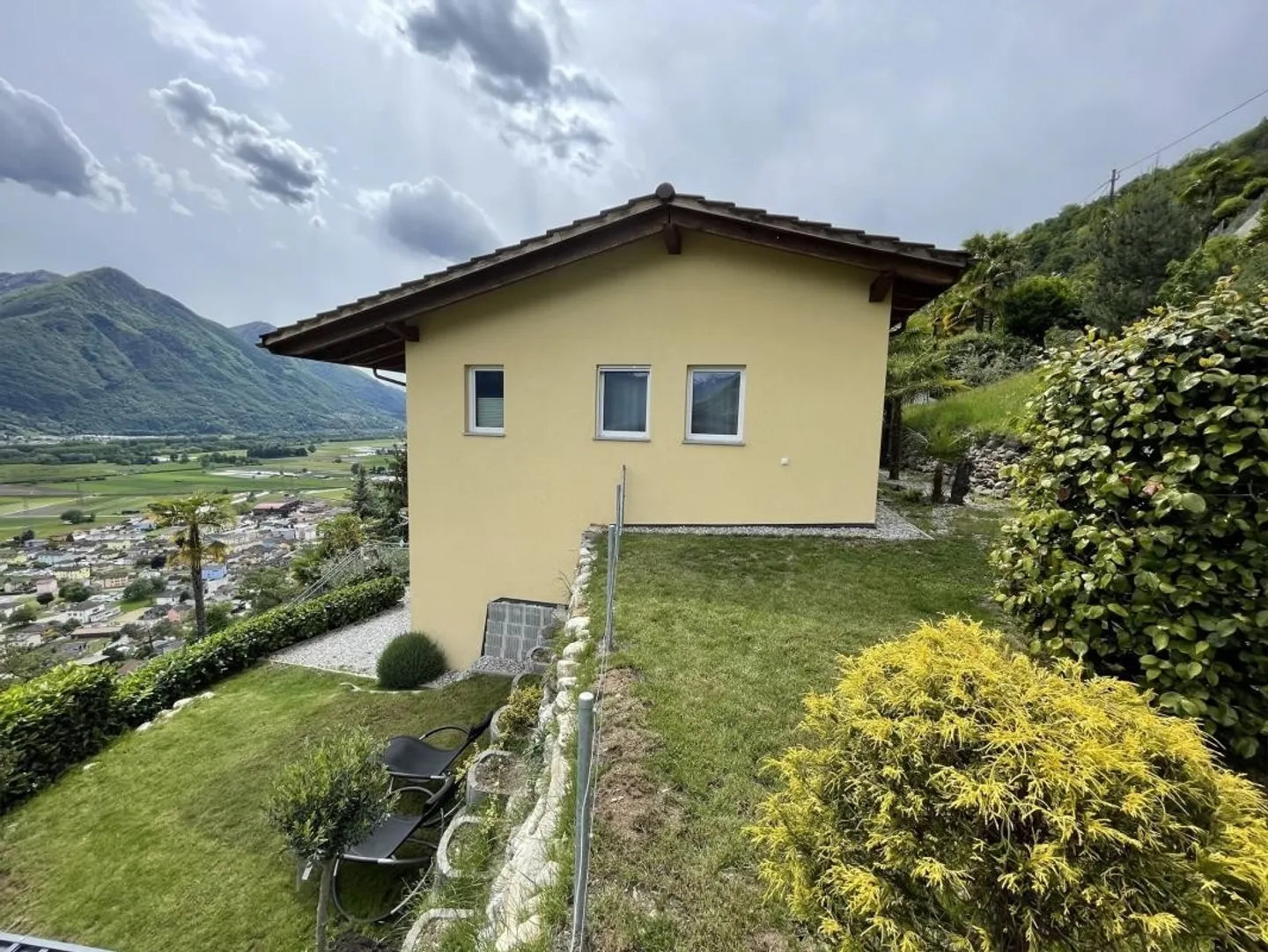 «2 Familienhaus mit Aussicht / casa bifamiliare con vista» - Foto 17 di 42