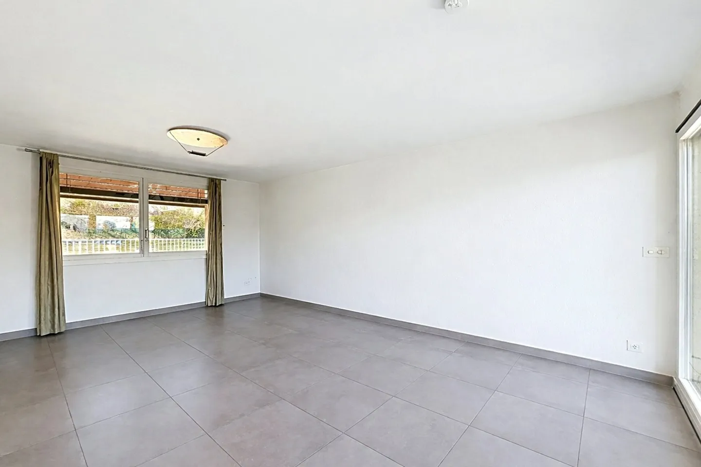Appartamento incantevole con giardino e vista panoramica - Foto 3 di 11