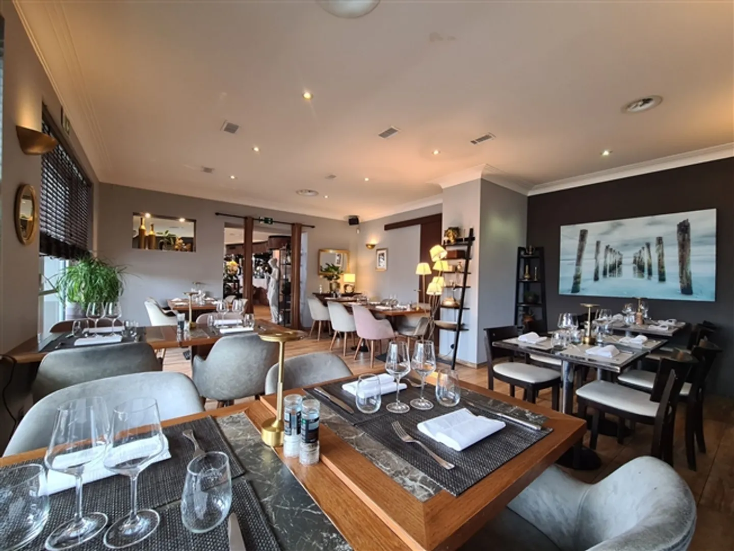 Wonderful restaurant with great potential - Photo 6 of 7