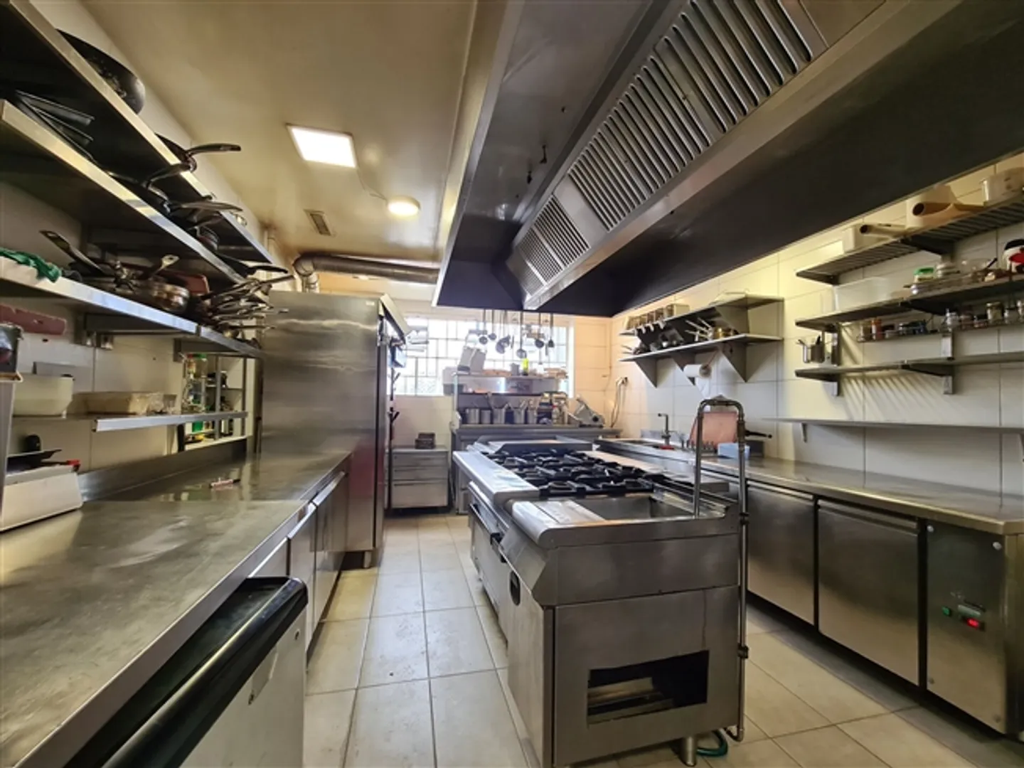 Wonderful restaurant with great potential - Photo 7 of 7