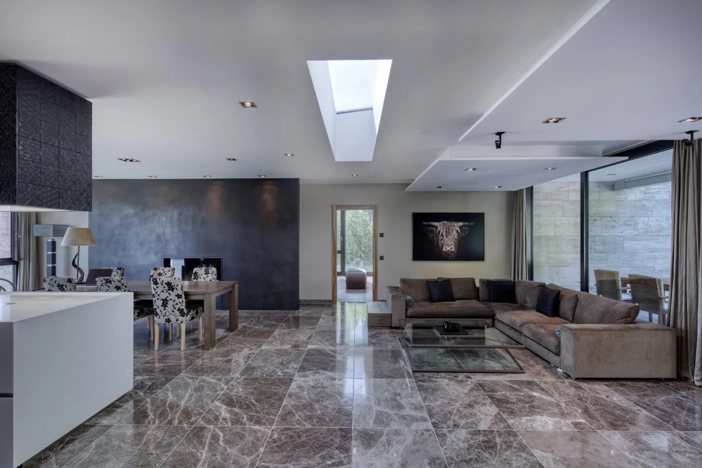 Exclusive Home and Office Space - Photo 3 of 21