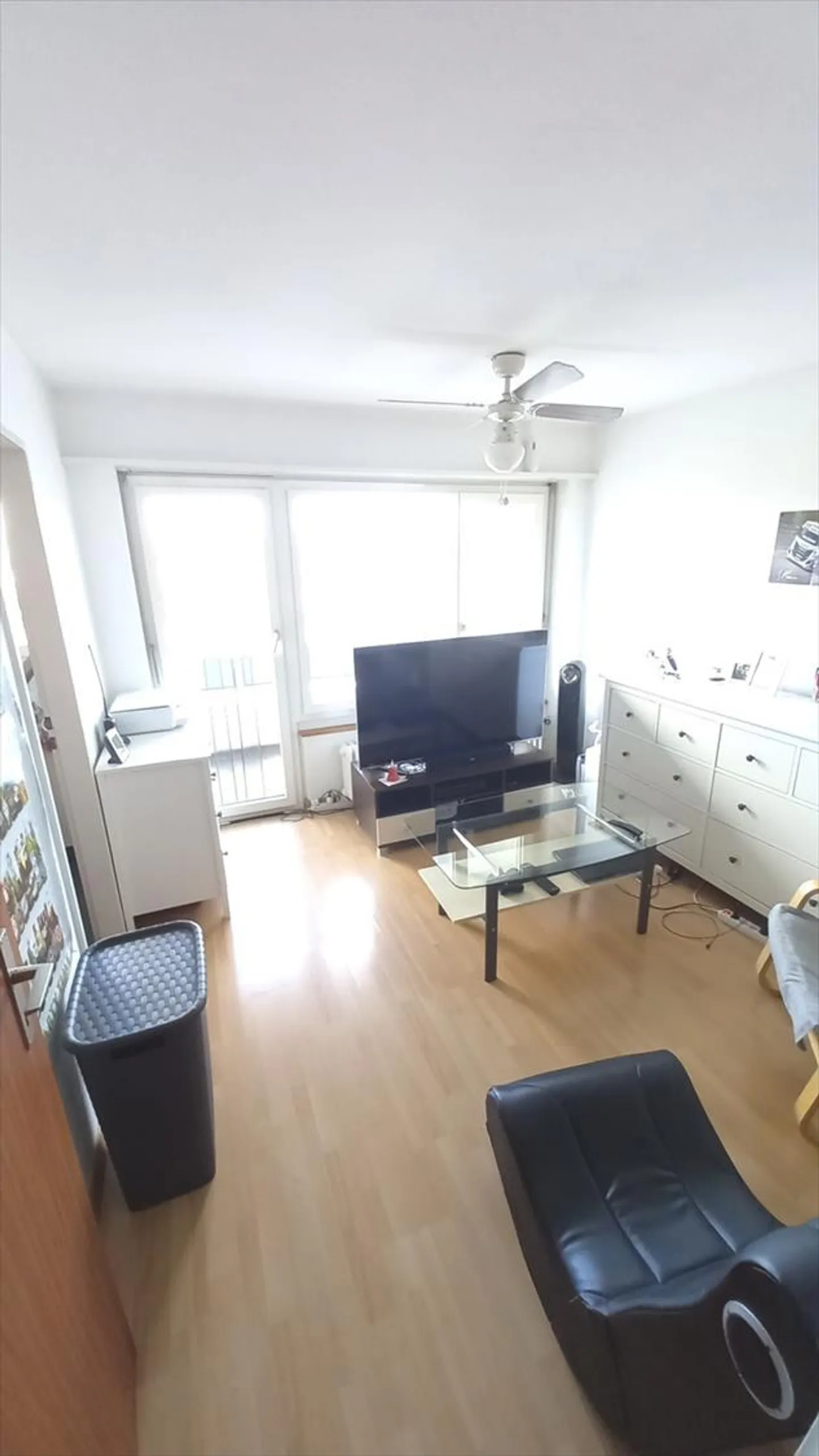 Wohnung mieten - Foto 2 von 3