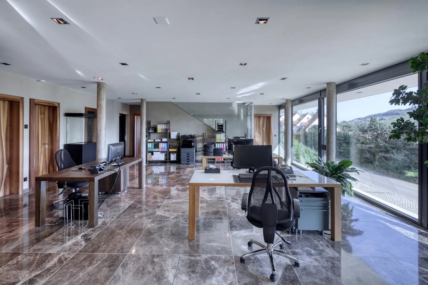 Exclusive Home and Office Space - Photo 13 of 21