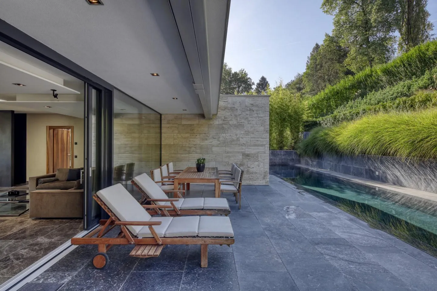 Exclusive Home and Office Space - Photo 18 of 21