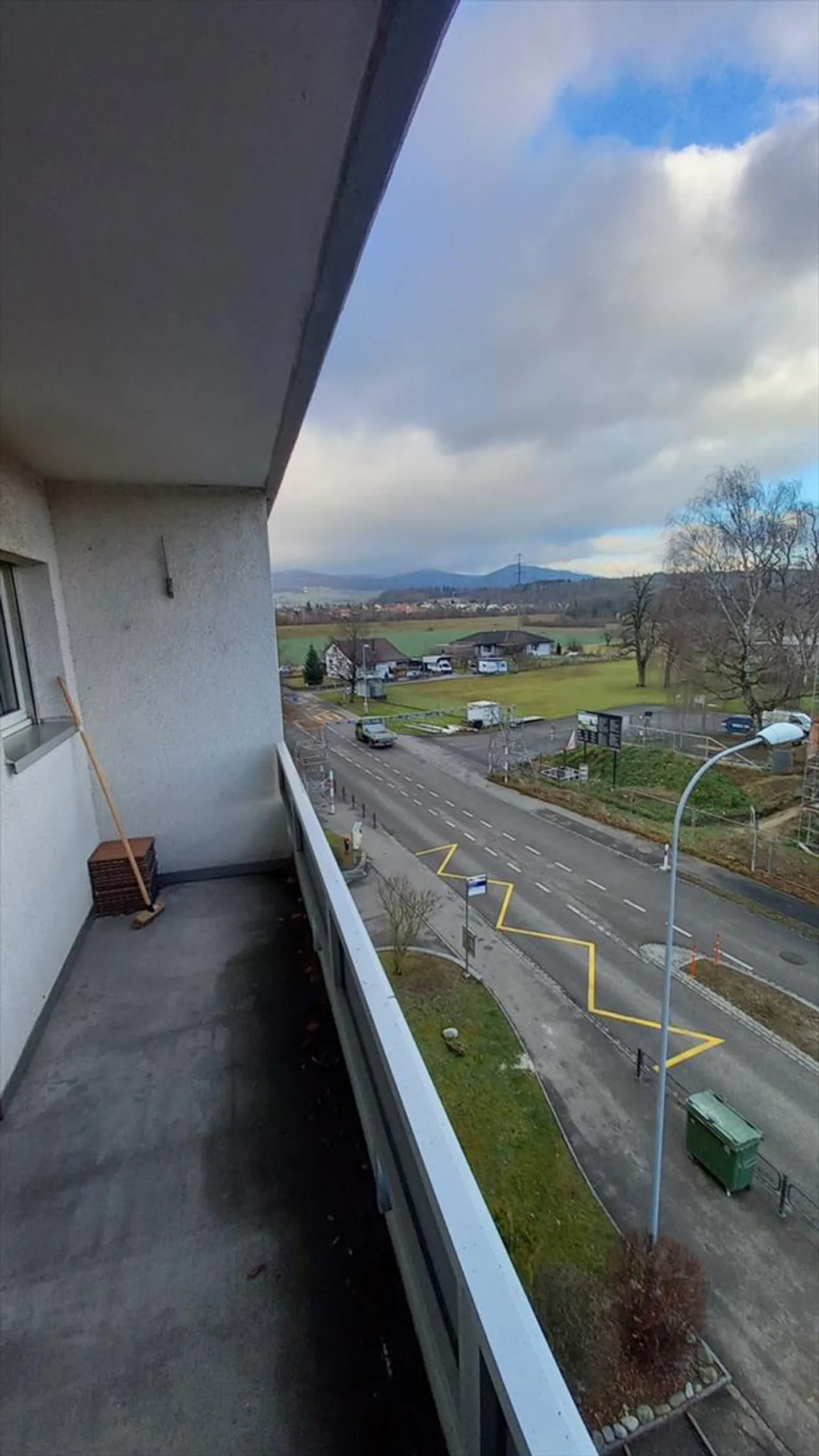 Wohnung mieten - Foto 3 von 3