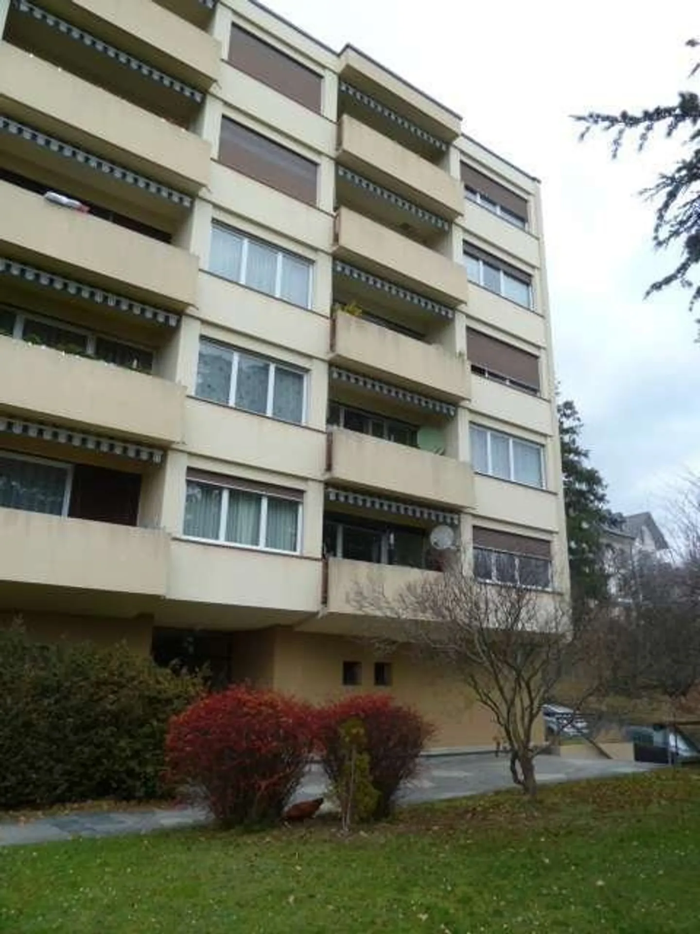 Garage individuel, 2000 Neuchâtel - Photo 1 sur 1