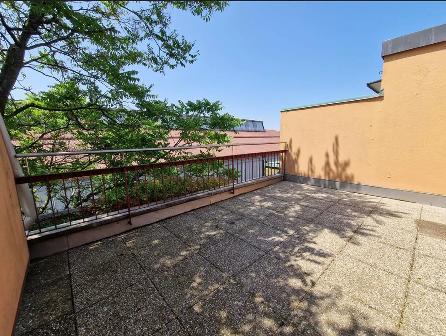 Charmante Wohnung mit Terrasse - Foto 7 von 8